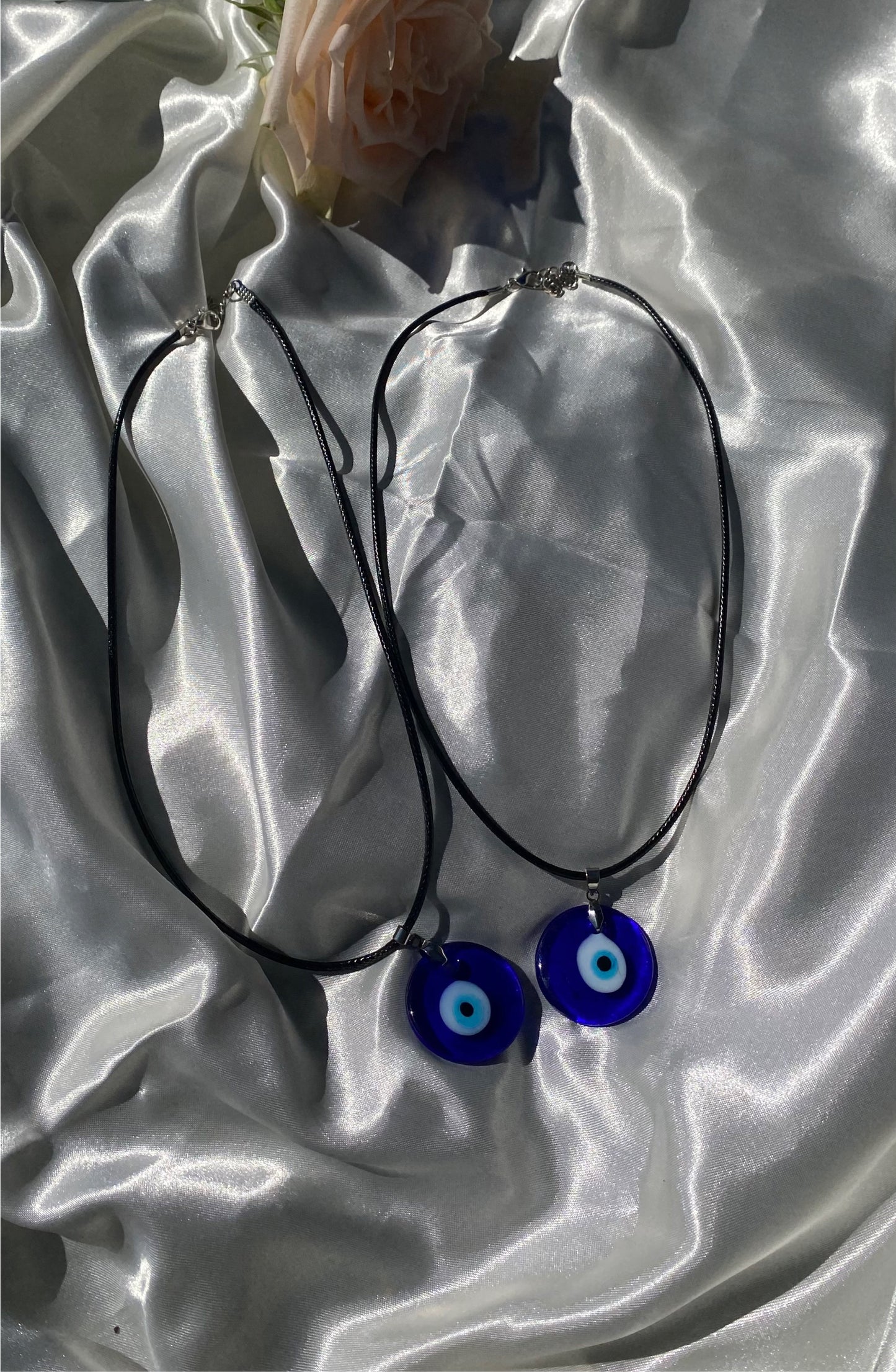 evil eye pendant necklace